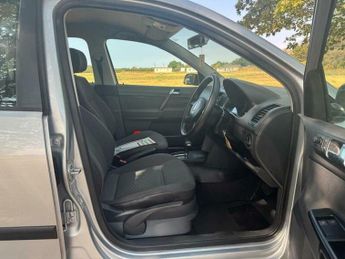 Volkswagen Polo 1.4 S 5dr (a/c)