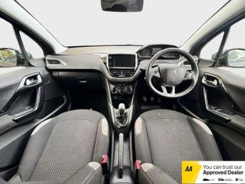 Peugeot 208 1.2 VTi PureTech Style Euro 5 5dr