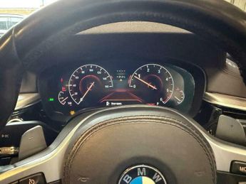BMW 5 SERIES 2.0 520d M Sport Auto xDrive Euro 6 (s/s) 4dr