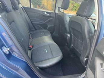 Ford Focus 1.0T EcoBoost Active X Auto Euro 6 (s/s) 5dr