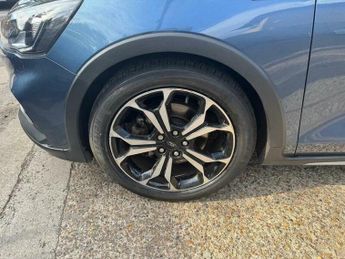 Ford Focus 1.0T EcoBoost Active X Auto Euro 6 (s/s) 5dr
