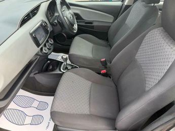 Toyota Yaris 1.33 Dual VVT-i Icon Multidrive S Euro 5 5dr Euro 5