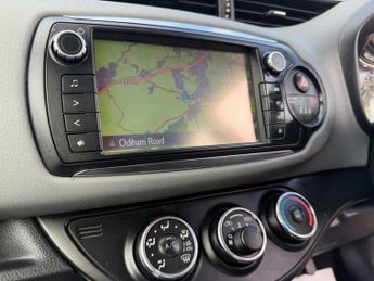 Toyota Yaris 1.33 Dual VVT-i Icon Multidrive S Euro 5 5dr Euro 5