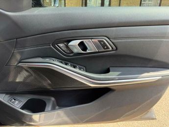 BMW 3 SERIES 3.0 M340i MHT Auto xDrive Euro 6 (s/s) 4dr