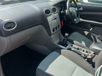 Ford Focus 1.6 Zetec 5dr