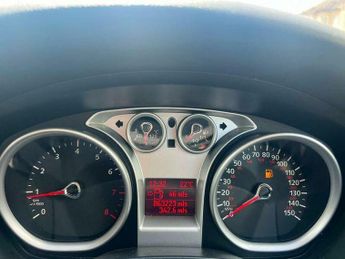 Ford Focus 1.6 Zetec 5dr
