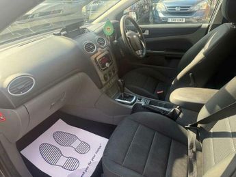 Ford Focus 1.6 Titanium 5dr