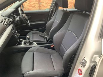 BMW 1 SERIES 2.0 116i Sport Hatchback 5dr Petrol Manual Euro 5 (122 ps)