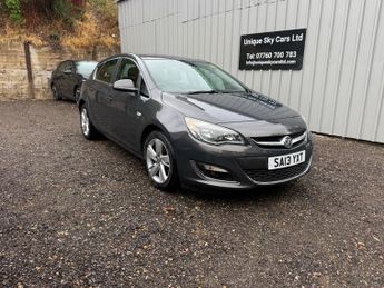 Vauxhall Astra 1.4 16v SRi Hatchback 5dr Petrol Manual Euro 5 (100 ps)