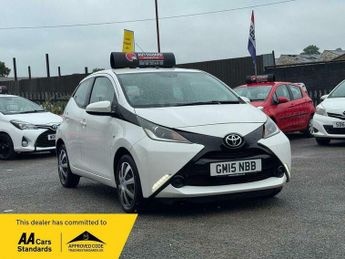 Toyota AYGO 1.0 VVT-i x-play x-shift Euro 5 5dr Euro 5
