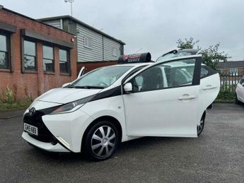 Toyota AYGO 1.0 VVT-i x-play x-shift Euro 5 5dr Euro 5