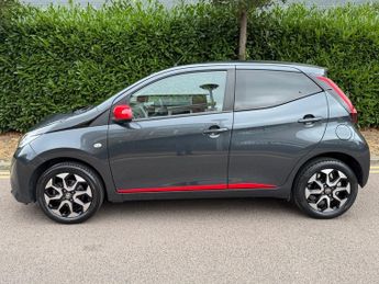 Toyota AYGO VVT-I X-TREND X-SHIFT