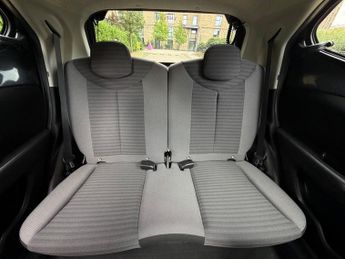 Toyota AYGO VVT-I X-TREND X-SHIFT