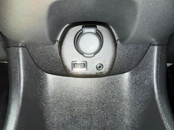 Toyota AYGO VVT-I X-TREND X-SHIFT