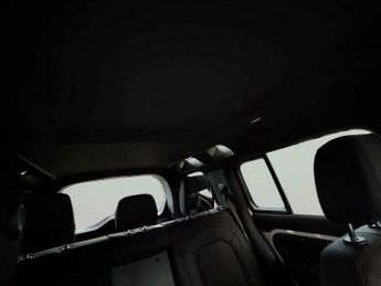 Land Rover Defender 3.0 D300 MHEV X-Dynamic S Auto 4WD Euro 6 (s/s) 5dr