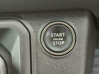 Land Rover Defender 3.0 D300 MHEV X-Dynamic S Auto 4WD Euro 6 (s/s) 5dr