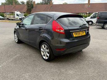 Ford Fiesta 1.4 Titanium 5dr