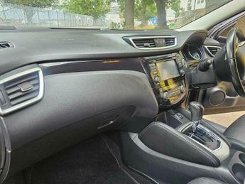 Nissan Qashqai 1.6 dCi Tekna XTRON 2WD Euro 5 (s/s) 5dr
