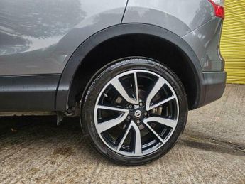 Nissan Qashqai 1.6 dCi Tekna XTRON 2WD Euro 5 (s/s) 5dr