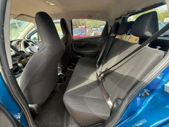 Toyota Yaris 1.33 Automatic Petrol 5dr Hatchback