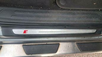 Audi Q7 3.0 TDI V6 S line Tiptronic quattro Euro 4 5dr