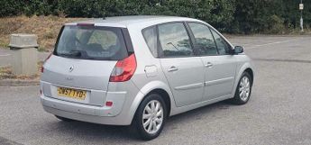 Renault Scenic 1.6 VVT Dynamique 5dr