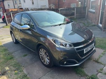 Peugeot 208 ALLURE
