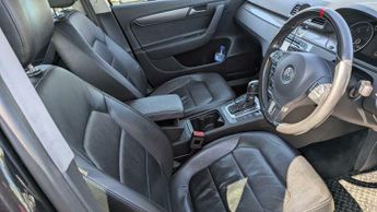 Volkswagen Passat 2.0 TDI BlueMotion Tech Executive DSG Euro 5 (s/s) 4dr
