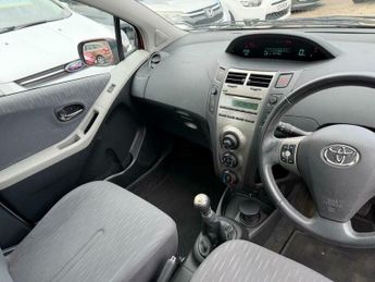Toyota Yaris 1.33 Dual VVT-i TR Euro 4 (s/s) 5dr