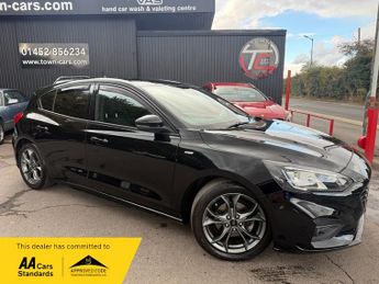 Ford Focus ST-LINE-6 SPEED, FULL SERVICE HISTORY, 2 FORMER OWNERS, SAT NAV,