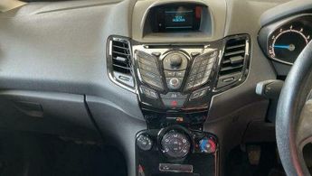 Ford Fiesta 1.0 Zetec Euro 5 (s/s) 5dr