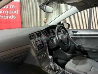 Volkswagen Golf 2.0 TDI BlueMotion Tech SE DSG Euro 5 (s/s) 5dr