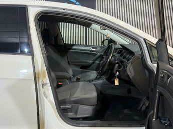 Volkswagen Golf 2.0 TDI BlueMotion Tech SE DSG Euro 5 (s/s) 5dr