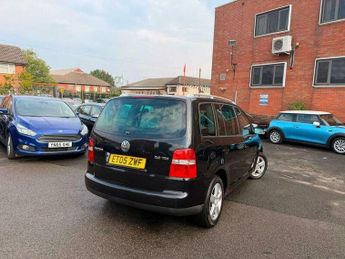 Volkswagen Touran 2.0 TDI Sport DSG 5dr (7 Seats)