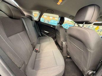 Vauxhall Astra 1.6 16v SRi Euro 5 5dr