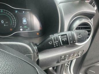 Hyundai KONA 64kWh Premium SE Auto 5dr (7kW Charger)