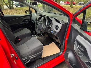 Toyota Yaris VVT-I ICON M-DRIVE S