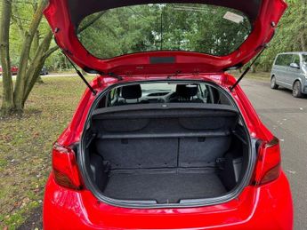 Toyota Yaris VVT-I ICON M-DRIVE S