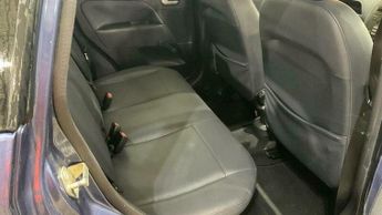 Ford Fiesta 1.6 Ghia 5dr
