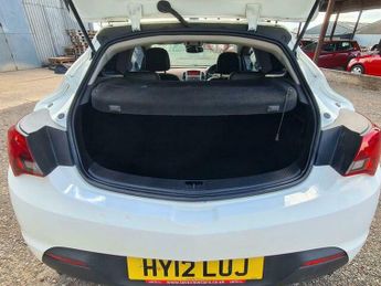 Vauxhall Astra GTC 1.4T SRi Euro 5 (s/s) 3dr