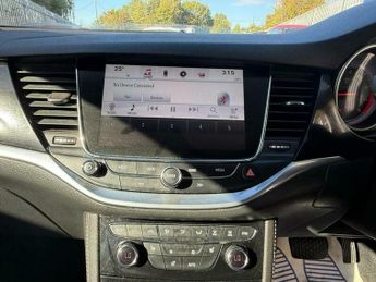 Vauxhall Astra 1.4i Turbo Elite Nav Auto Euro 6 (s/s) 5dr