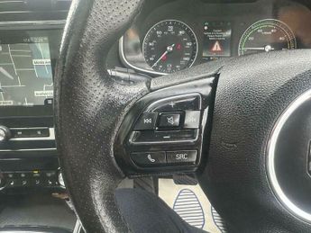 MG ZS 44.5kWh Exclusive Auto 5dr