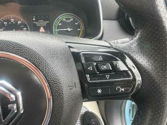 MG ZS 44.5kWh Exclusive Auto 5dr