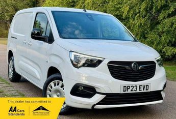 Vauxhall Combo 1.5 Turbo D 2300 Pro Panel Van 6dr Diesel Manual L2 H1 Euro 6 (s