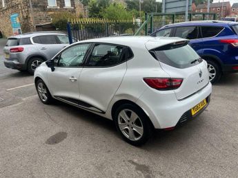 Renault Clio 1.2 16V Dynamique MediaNav Euro 5 5dr