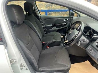 Renault Clio 1.2 16V Dynamique MediaNav Euro 5 5dr