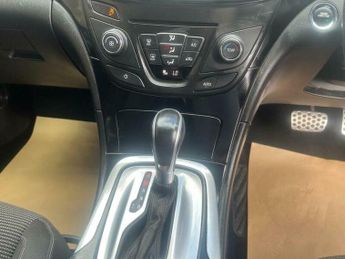 Vauxhall Insignia 2.0 CDTi SRi VX Line Nav Auto Euro 6 5dr