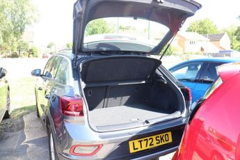 Volkswagen T-Roc LIFE TSI DSG