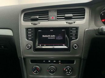 Volkswagen Golf SE TDI BLUEMOTION TECHNOLOGY DSG
