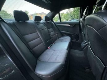 Mercedes-Benz C Class 1.8 C180 BlueEfficiency Sport Auto Euro 5 4dr